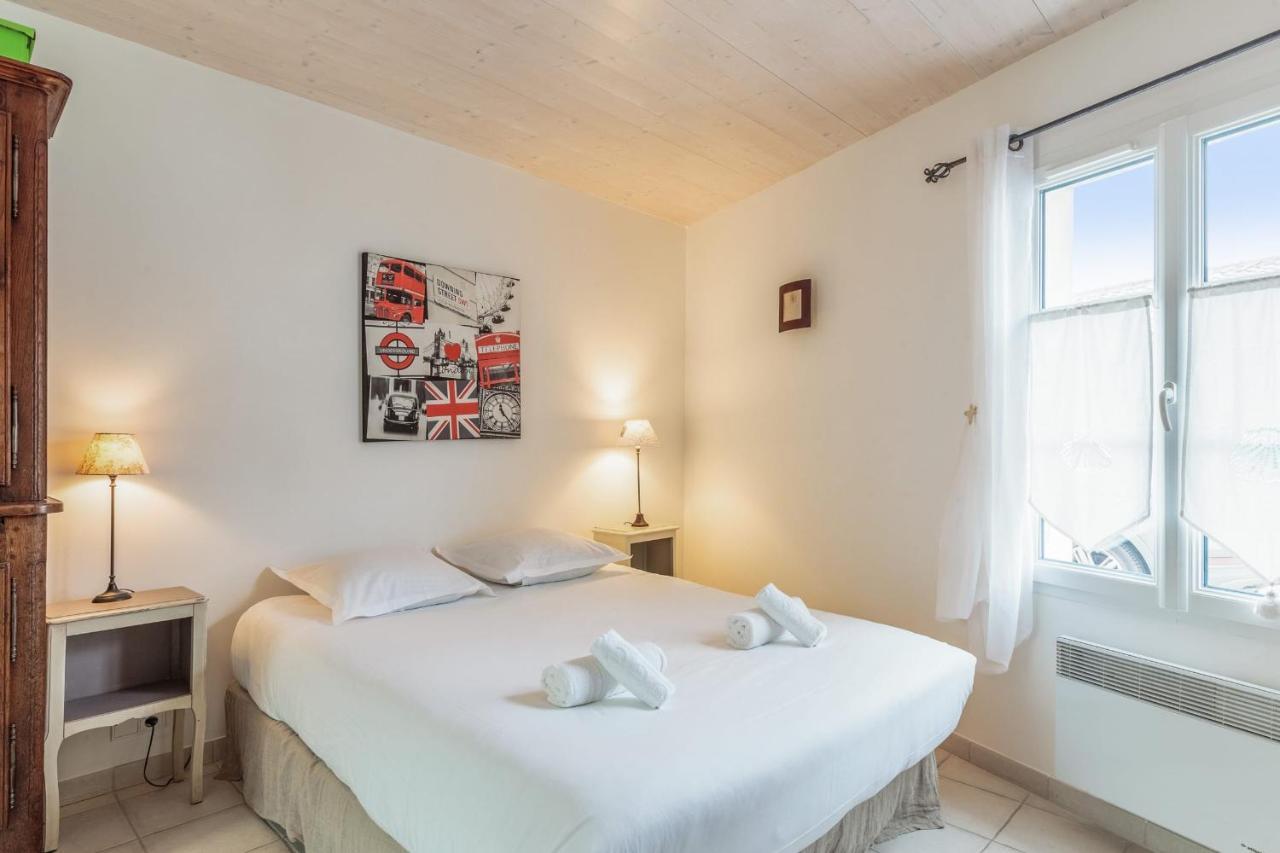 Nice Studio With Veranda Nearby The Beach In La Flotte - Welkeys Exterior foto