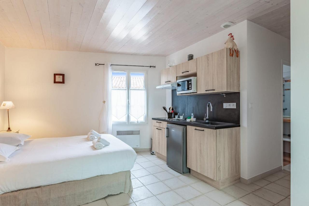 Nice Studio With Veranda Nearby The Beach In La Flotte - Welkeys Exterior foto